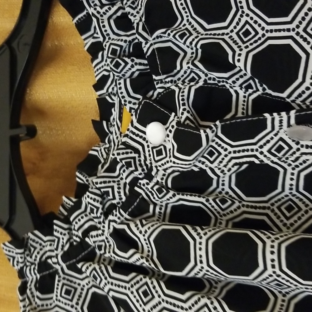 Ruby Rd.  Blouse - Picture 2 of 4
